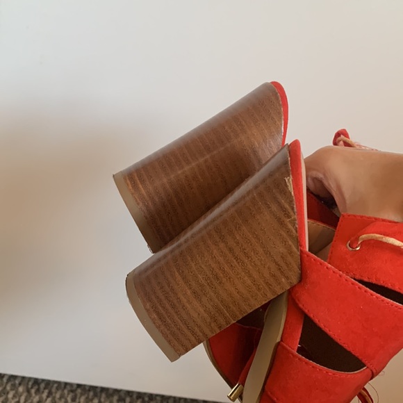 Red Call it Spring Heels - Picture 4 of 4